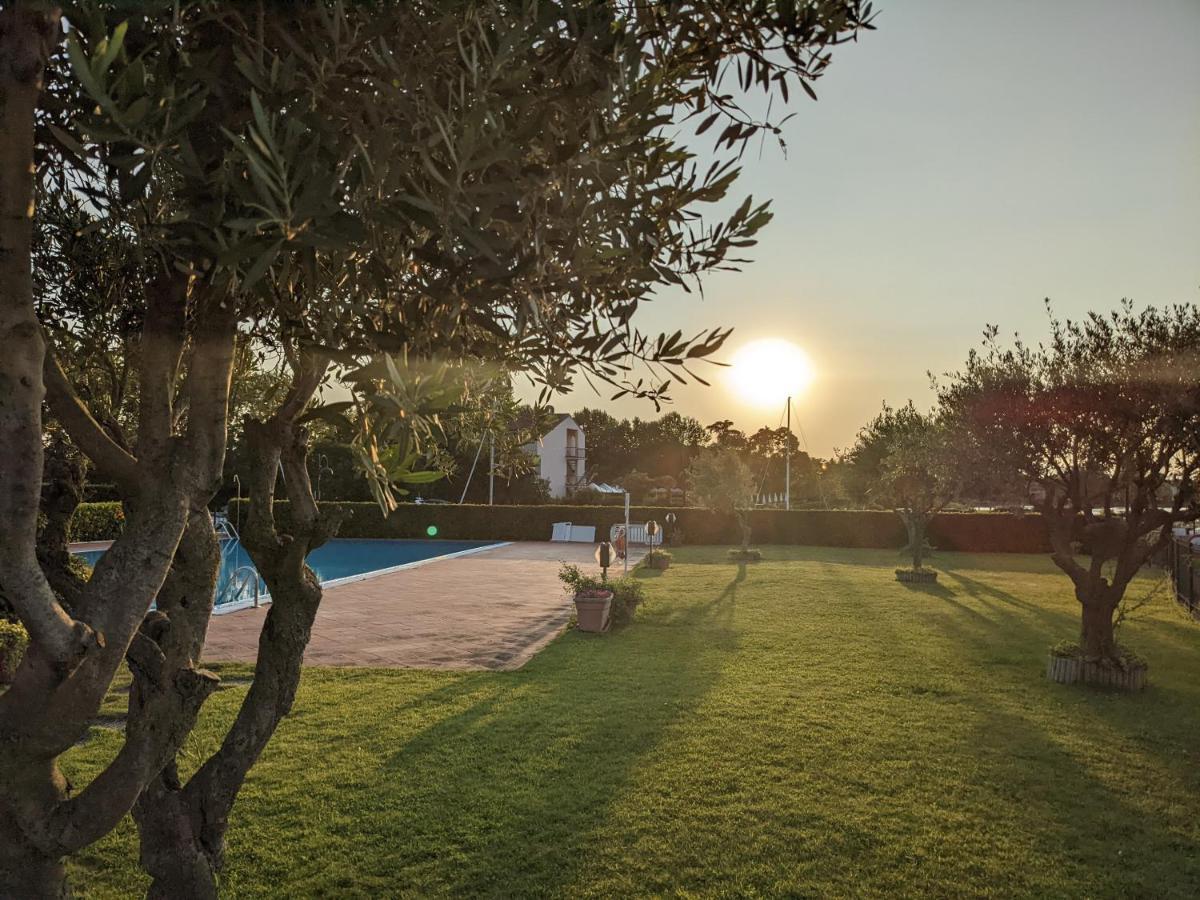 Vista - Lake & Pool Sirmione Dış mekan fotoğraf