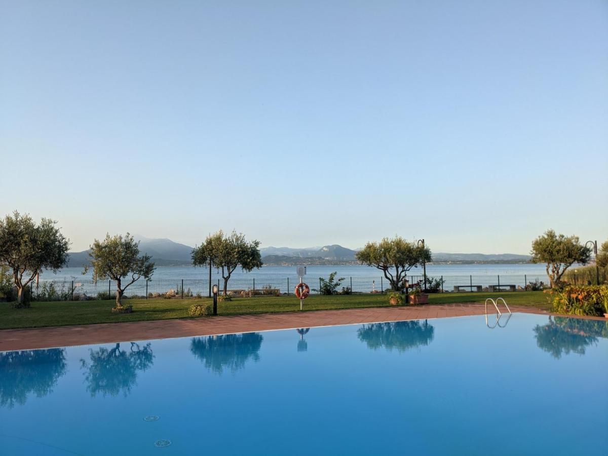 Vista - Lake & Pool Sirmione Dış mekan fotoğraf